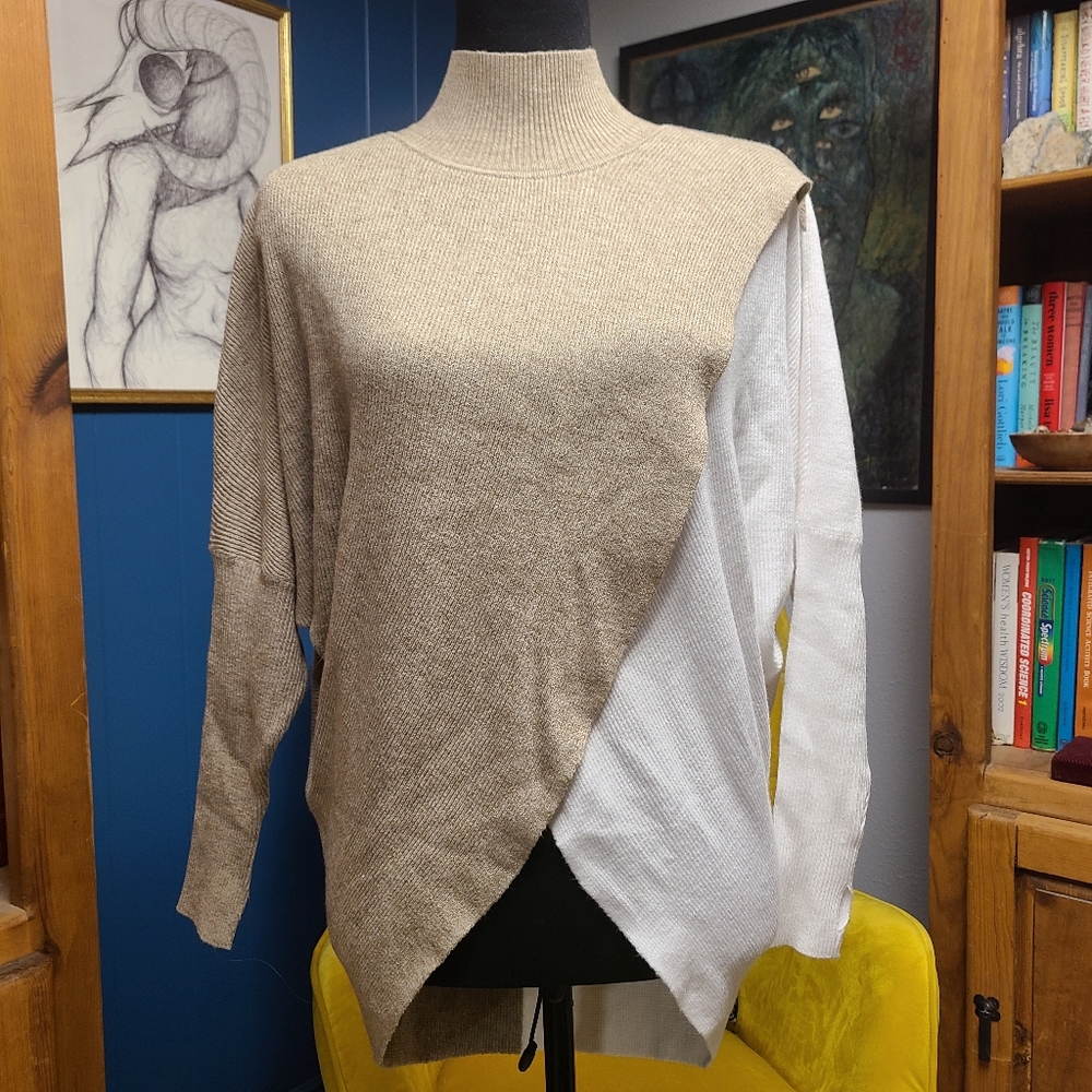 Elan Sweater Size S